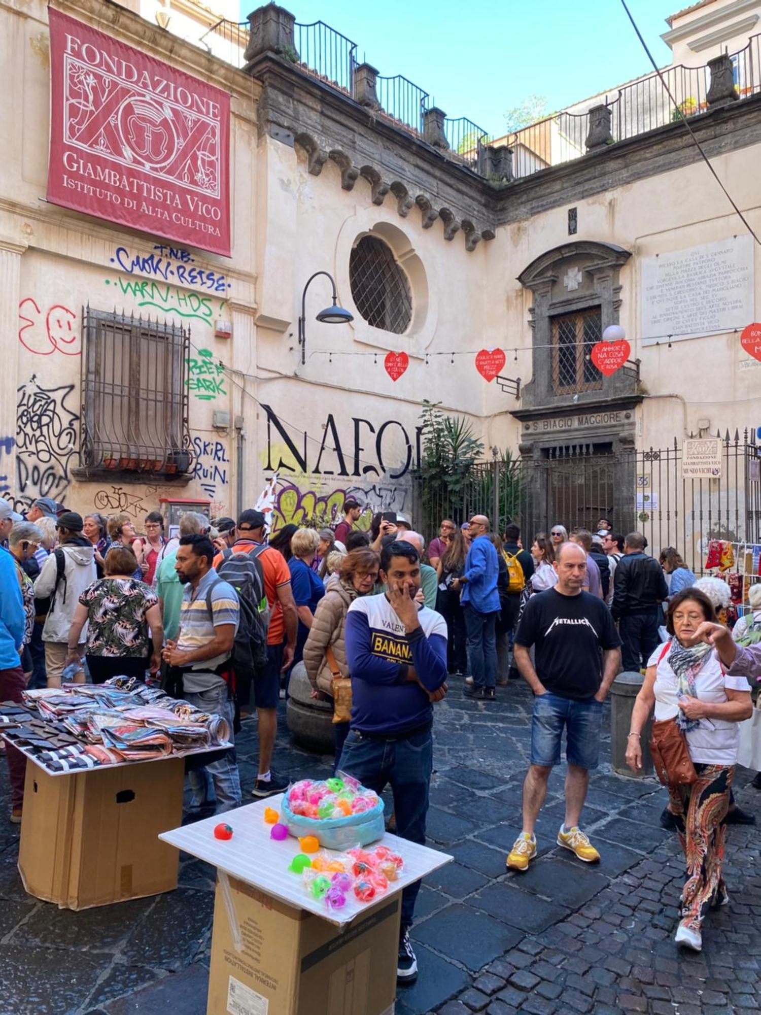 B&B Civico 22 Silvestre Naples Exterior photo