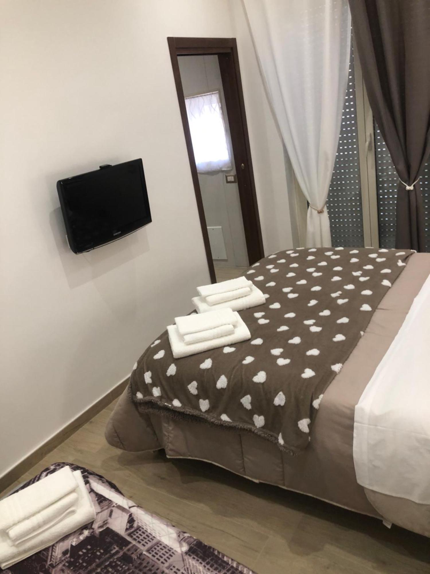B&B Civico 22 Silvestre Naples Exterior photo